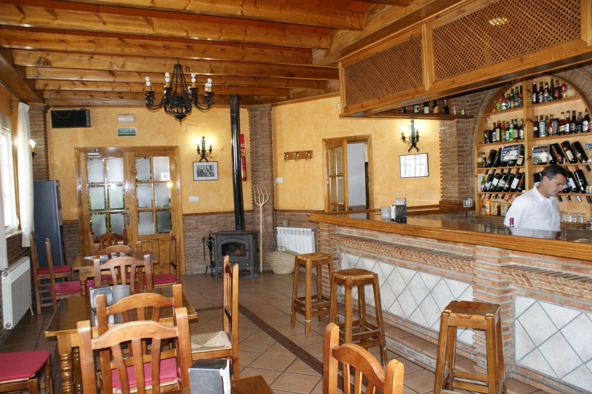 Hotel Juan Francisco Guejar Sierra Restoran fotoğraf